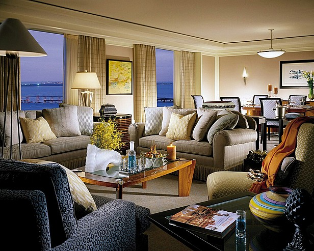 Four-Seasons-Hotel-Miami_Presidential-Suite_5023.jpg