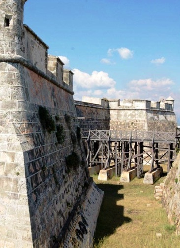 Santiago de Cuba - Ancient ruins