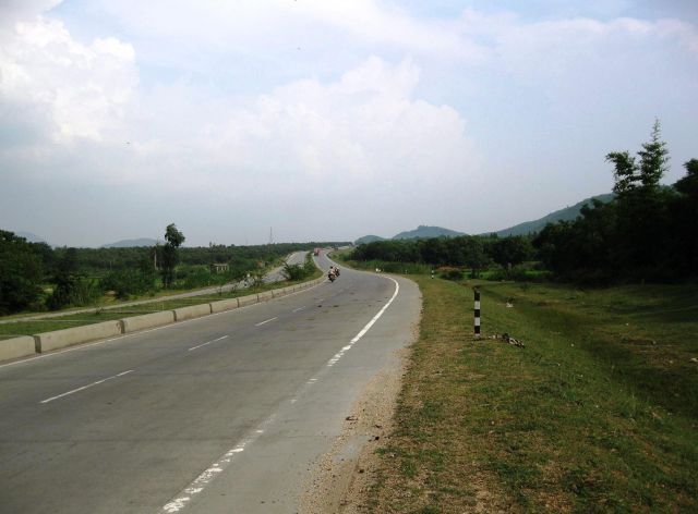 The Grand Trunk Road  - A difficult road
