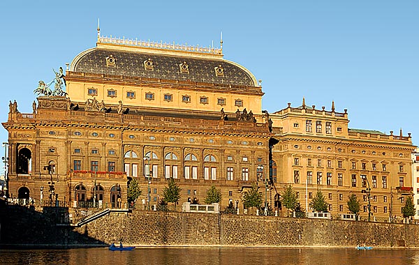 National Theater - National Theater general view